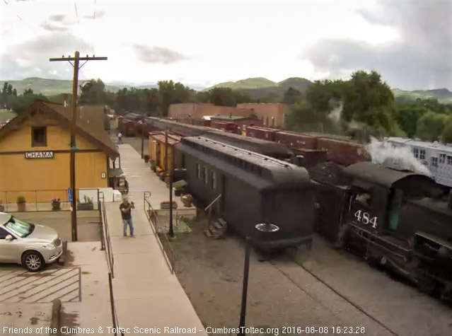 8.8.16 The engineer of 484 is looking for the stop signal from the conductor as he passes the depot.jpg
