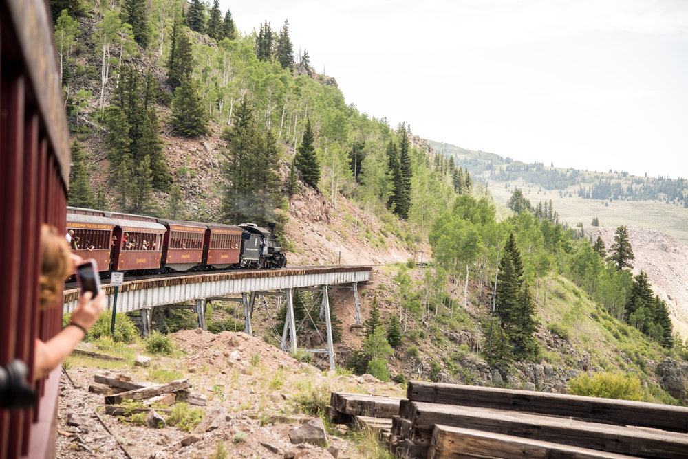 33 463 is taking the train over Cascade trestle.jpg