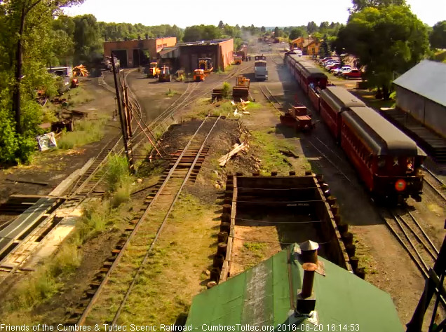 8.20.16 There only seems to be the crewmember on the New Mexico platform.jpg