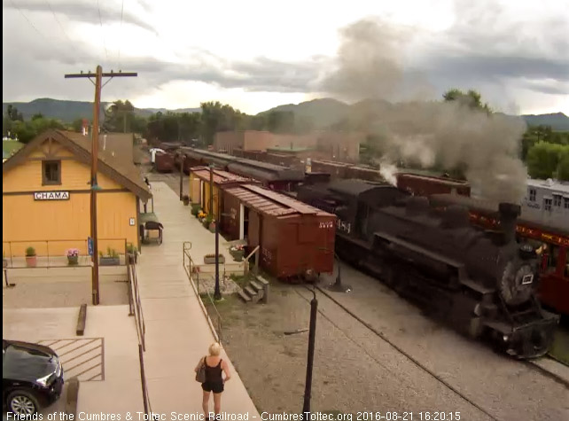 8.21.16 484 comes by the depot as it slows.jpg