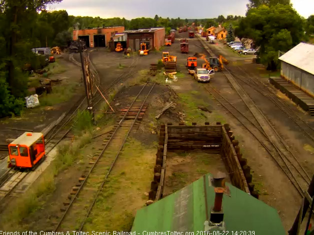 8.22.16 Now back to our main show, they are unloading a speeder in the yard.jpg