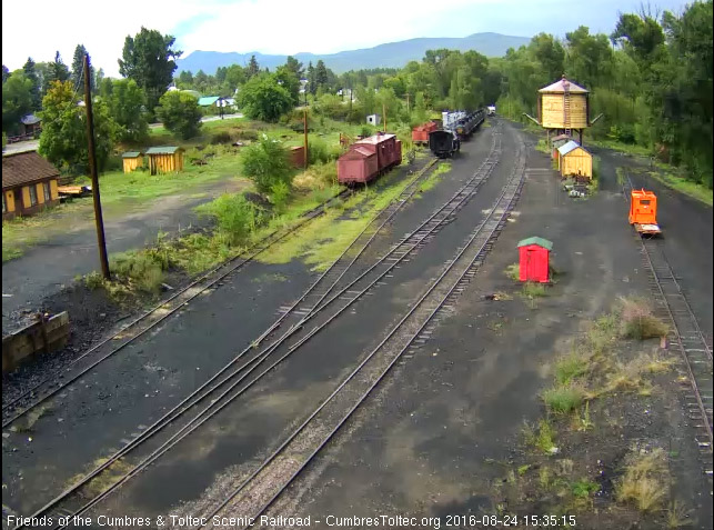 8.24.16 Goose 5 enters Chama yard.jpg