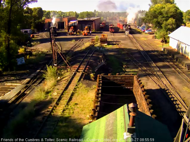 8.27.16 487 has removed the 2 extra coaches and is shoving them back into south yard.jpg