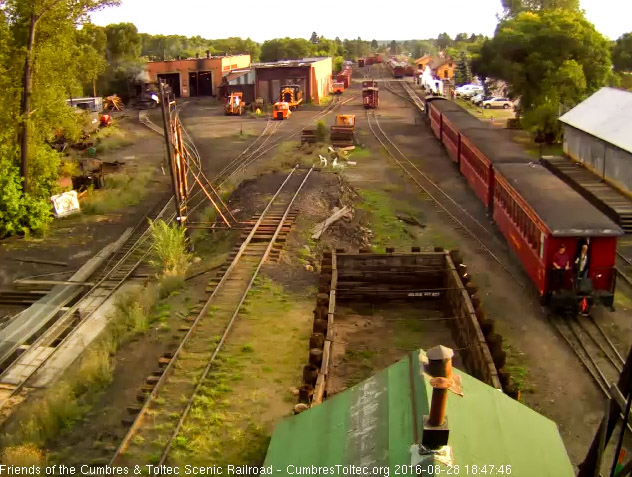 8.28.16 315 has stopprd to let the conductor open the south yard lead switch.jpg