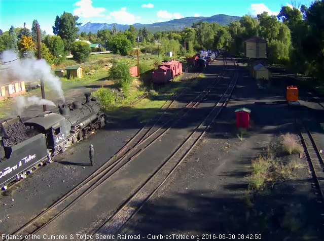 8.30.16 487's bunker is being filled by the front end loader.jpg