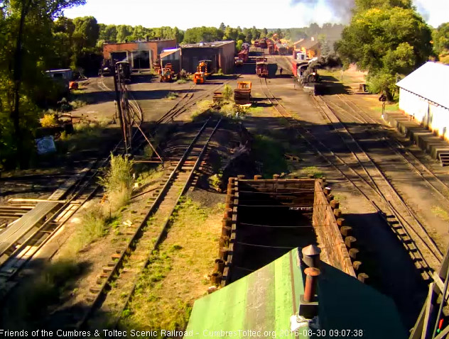 8.30.16 487 has come out of south yard with an extra coach.jpg
