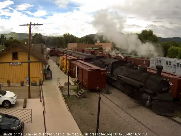 9.2.16 487 comes by the depot and is almost stopped.jpg