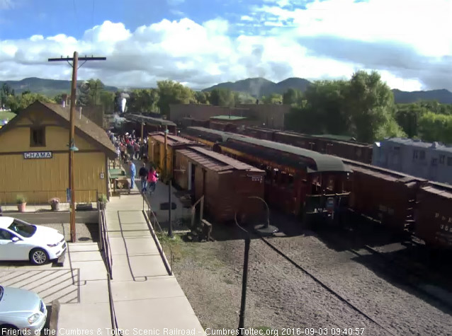 9.3.16 Fourth coach securely on, the train is again moved into the loading position.jpg