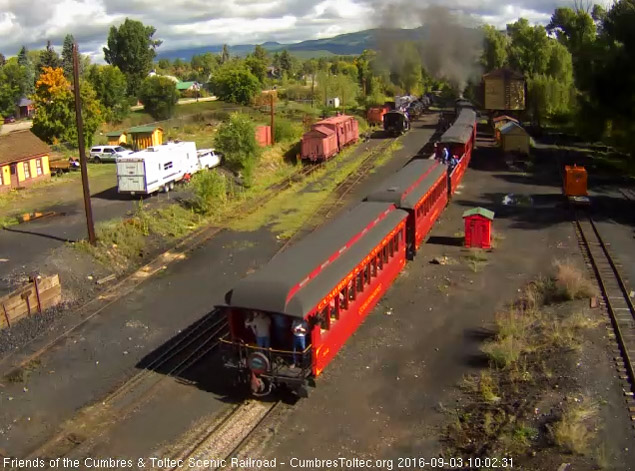 9.3.16 The Colorado has a few riders on the platform.jpg