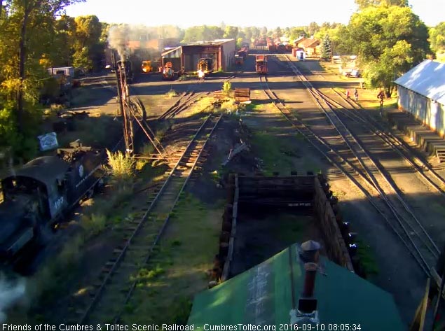 9.10.16 463 backs over the pit as it comes back for the tank.jpg