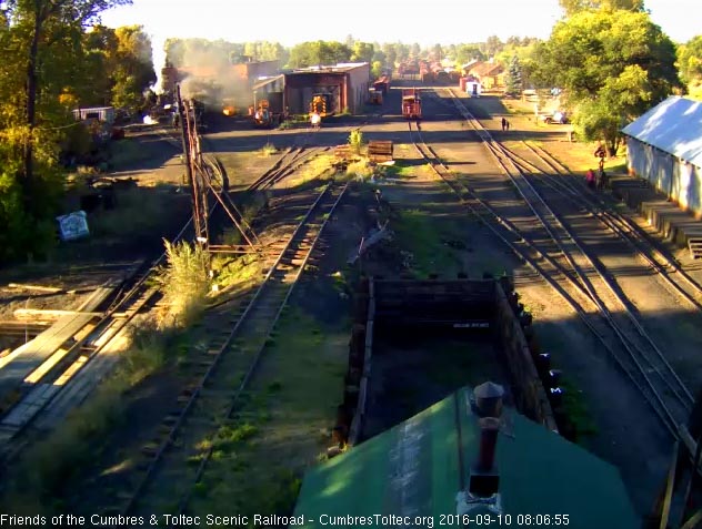 9.10.16 463 is back on the east lead at the house.jpg