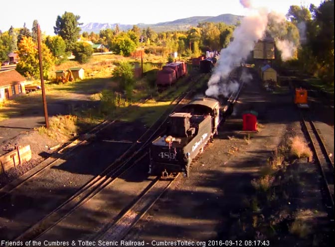 9.12.16 The 489 backs down the main as it moves to the coal dock.jpg