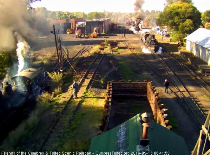 9.13.16 484 is headed to south yard, 487 is backing to the coal dock lead switch and 463 continues to have its fire cleaned.jpg