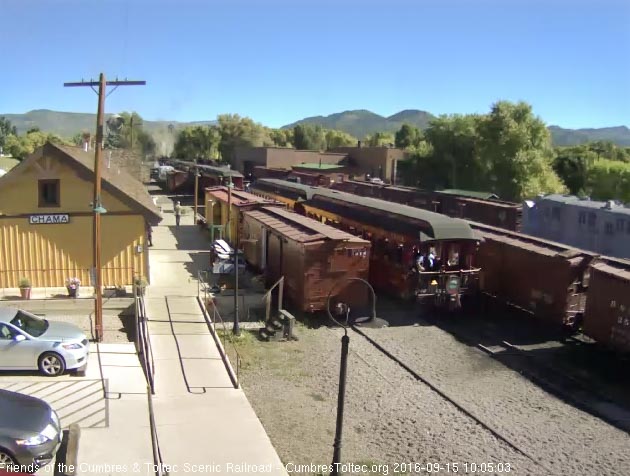 9.15.16 Hi ball gives the conductor boards the Colorado.jpg