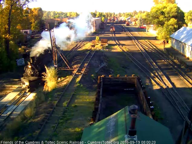 9.19.16 489 is out to the pit to begin its day.jpg