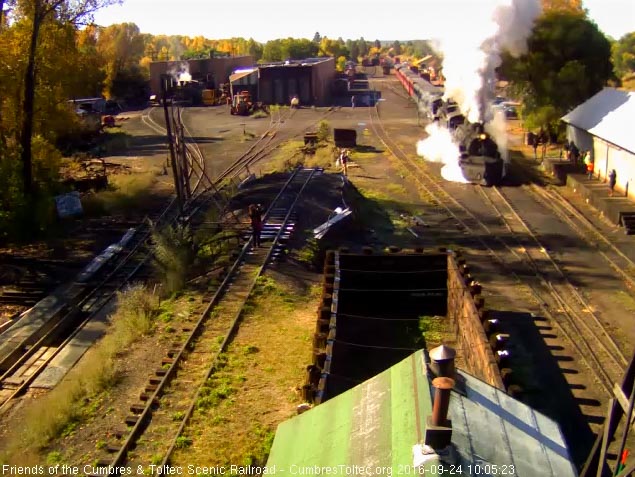 9.24.16 487 and 463 are working hard to get this 11 car train moving.jpg