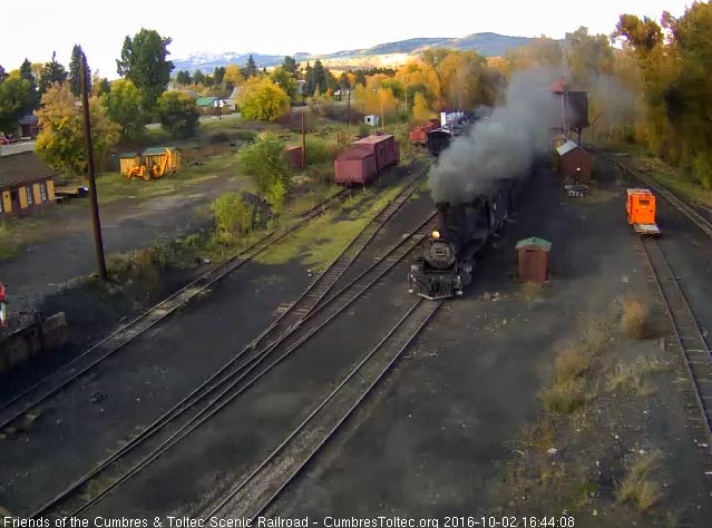 10.2.16 463 brings a 10 car 215 into Chama.jpg