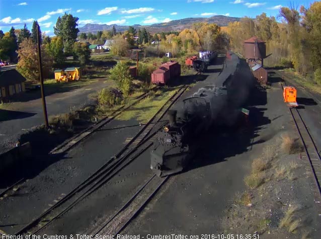 10.5.16 487 brings a 9 car 215 into Chama.jpg