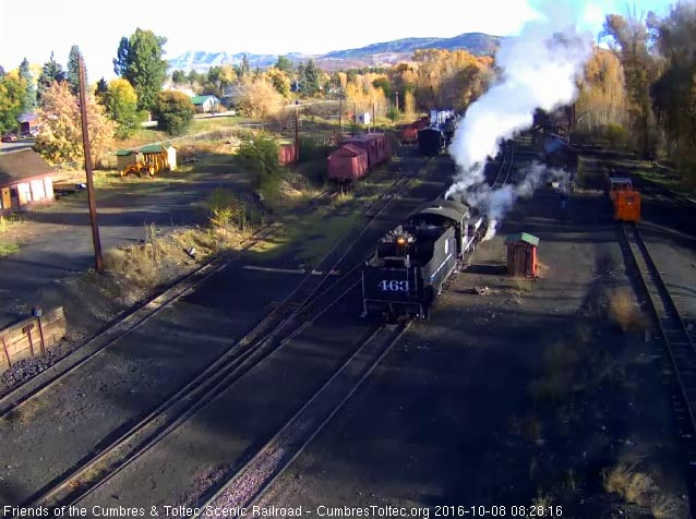 10.8.16 463 backs down the main toward the lead to the coal dock.jpg