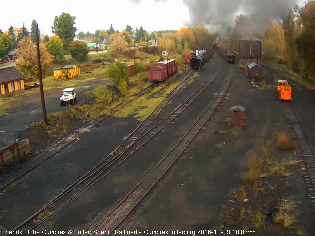 10.9.16 Train 216 clears the rainy Chama yard.jpg