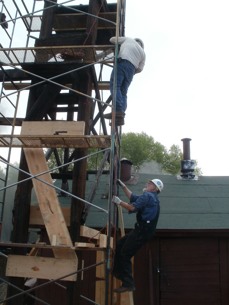 2017 May 25 Bob Conry and Druby Herbert Sand house repairs Chama depot.JPG