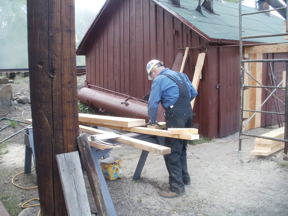 2017 May 25 Blake Forbes Sand house repairs Chama depot.JPG