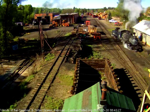 5-30-17 484 pulls by the wood shop on its way to the coal dock.jpg