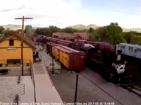 5-30-17 463 passes the depot as it slows.jpg