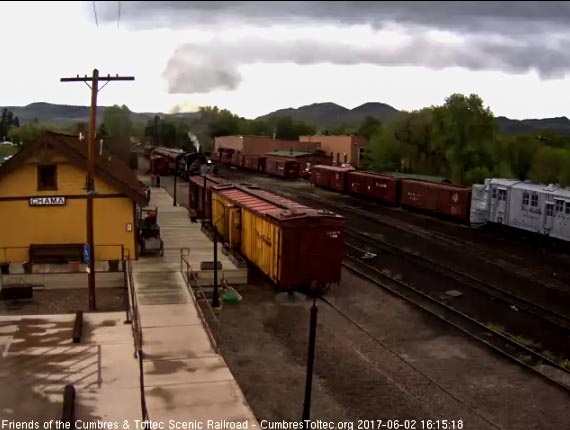 6-2-17 484 approaches the depot on this gray afternoon.jpg
