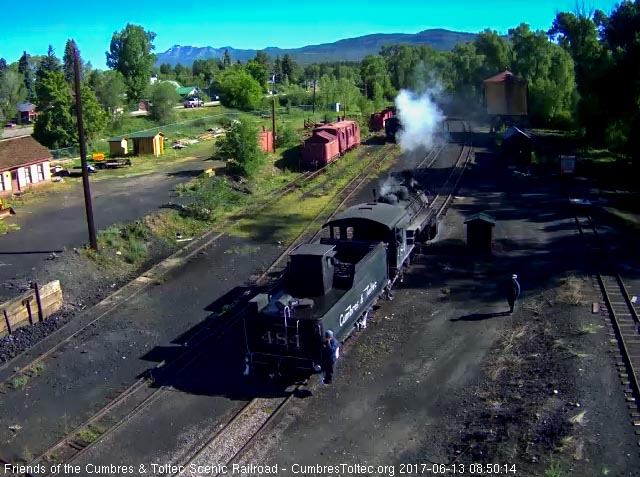 6-13-17 484 backs down the main on its way to the coal dock.jpg