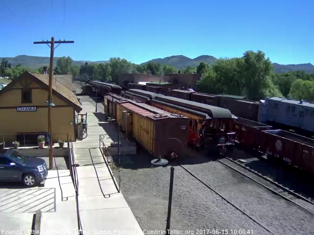 6-15-17 Highball given, Ray climbs on board the Colorado.jpg