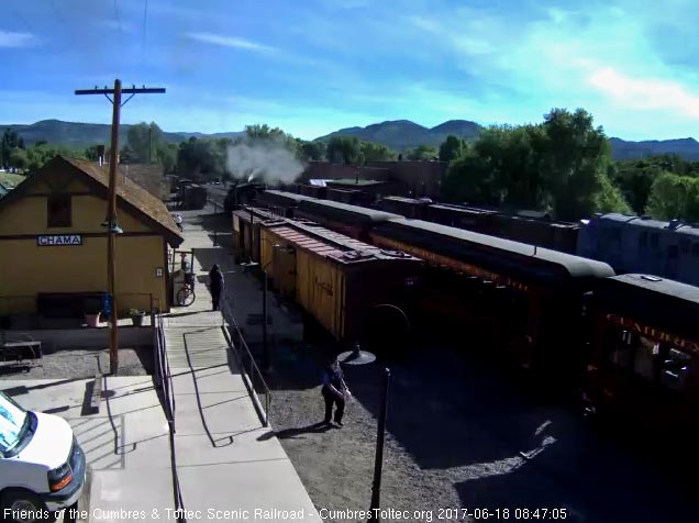 6-18-17 484 has now coupled onto today's train 216.jpg