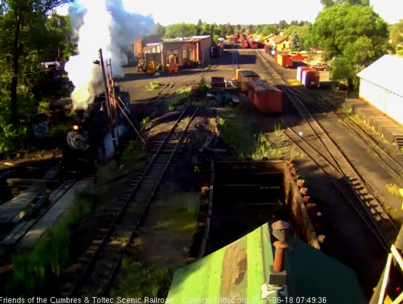 6-18-17 484 approaches the pit.jpg