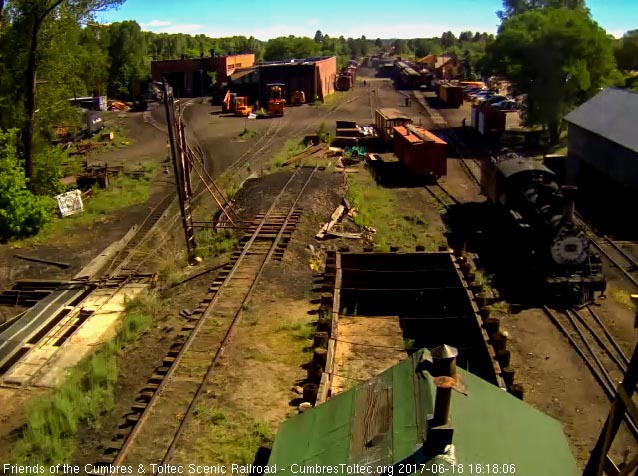6-18-17 Cars safely placed in south yard, 463 comes up the main.jpg