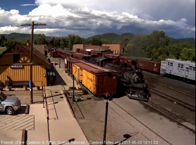 6-20-17 489 passes the depot as it slow.jpg