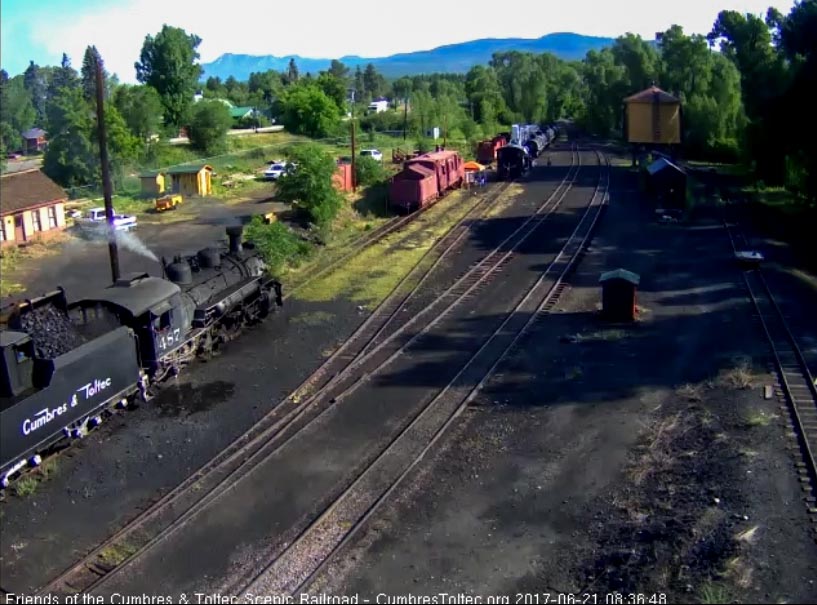 6-21-17 487 gets its bunker topped off for the run east.jpg