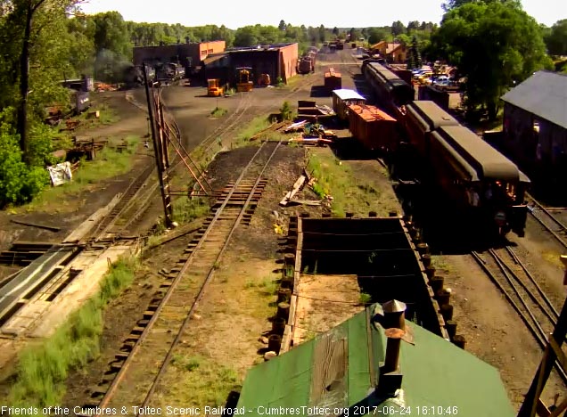 6-24-17 Parlor Colorado brings up the markers with the 'waver' on the platform.jpg