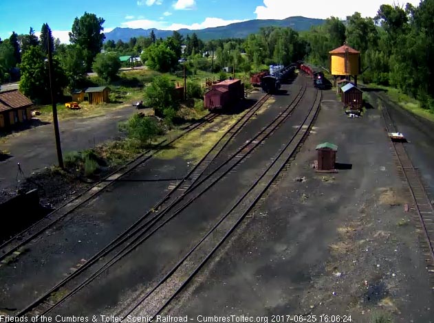 6-25-14 463 brings the 8 car train 215 into Chama.jpg