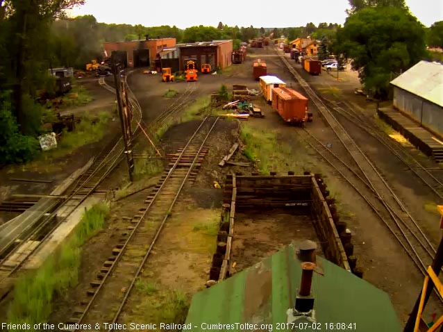 7-2-17 488 emerges from the east stall of the house.jpg