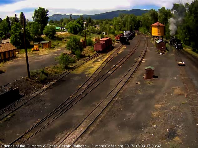 7-3-17 488 heads by the tank on its way to the depot.jpg