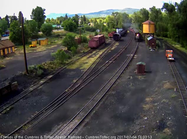 7-4-17 489 brings the 7 car train 215 into Chama.jpg