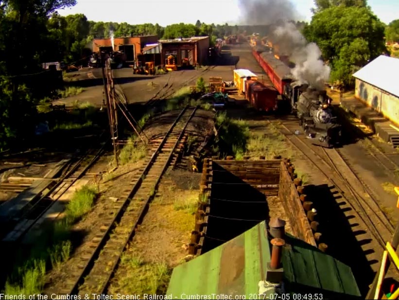 7-5-17 489 brings the consist out_.jpg