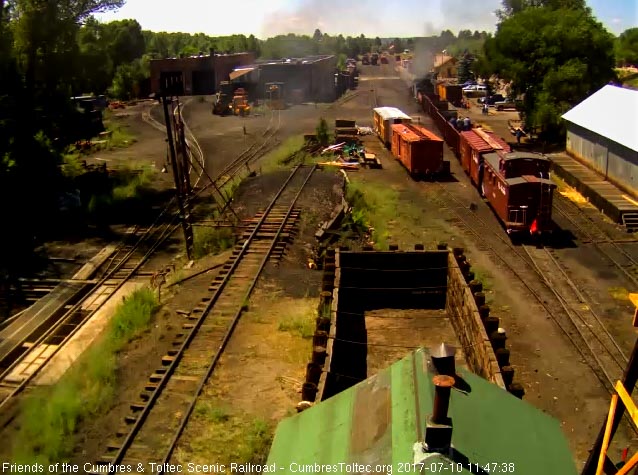 7-10-17 The end of train flag glows brightly on the caboose.jpg