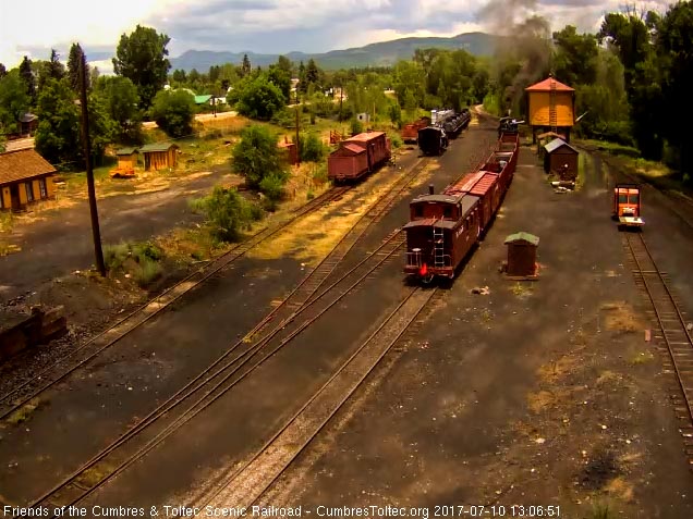 7-10-17 The 487 stops for water before the afternoon school train leaves Chama.jpg