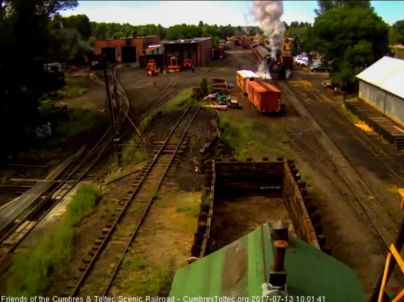 7-13-17 487 gets its 8 car train underway.jpg