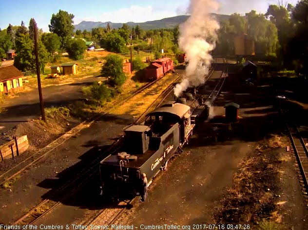 7-16-17 The 487 backs toward the coal dock lead.jpg