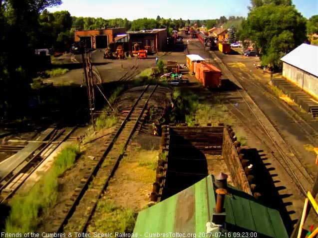 7-16-17 The 487 has pulled train 216 into loading position.jpg