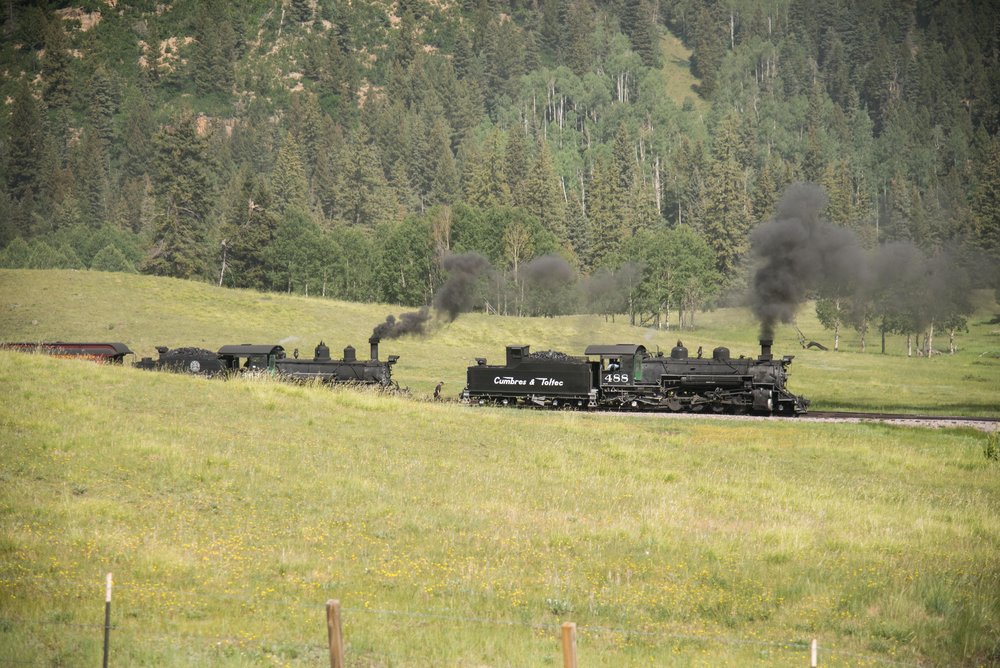 16 Tracy as uncoupled the 488 from the train so it can cross Labato trestle first.jpg