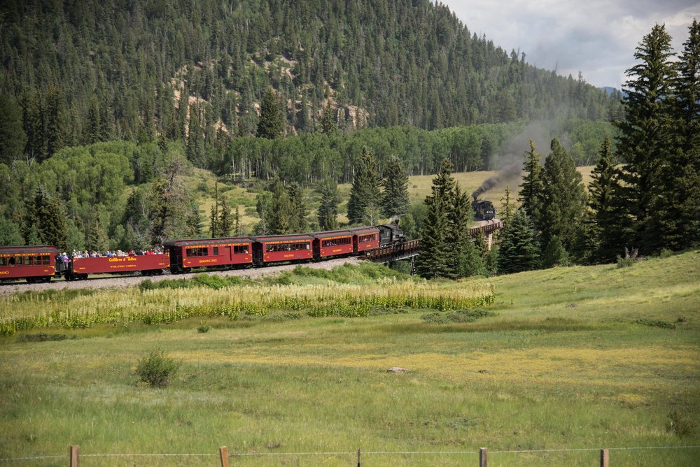 18 Th e463 pulls the train onto the trestle as 488 waits on the other side.jpg