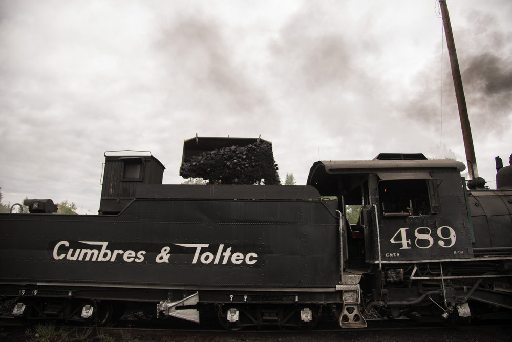 7 The front end loader adds another scoop of coal to the tender of 489.jpg